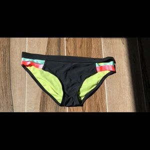 VS swim bikini bottoms